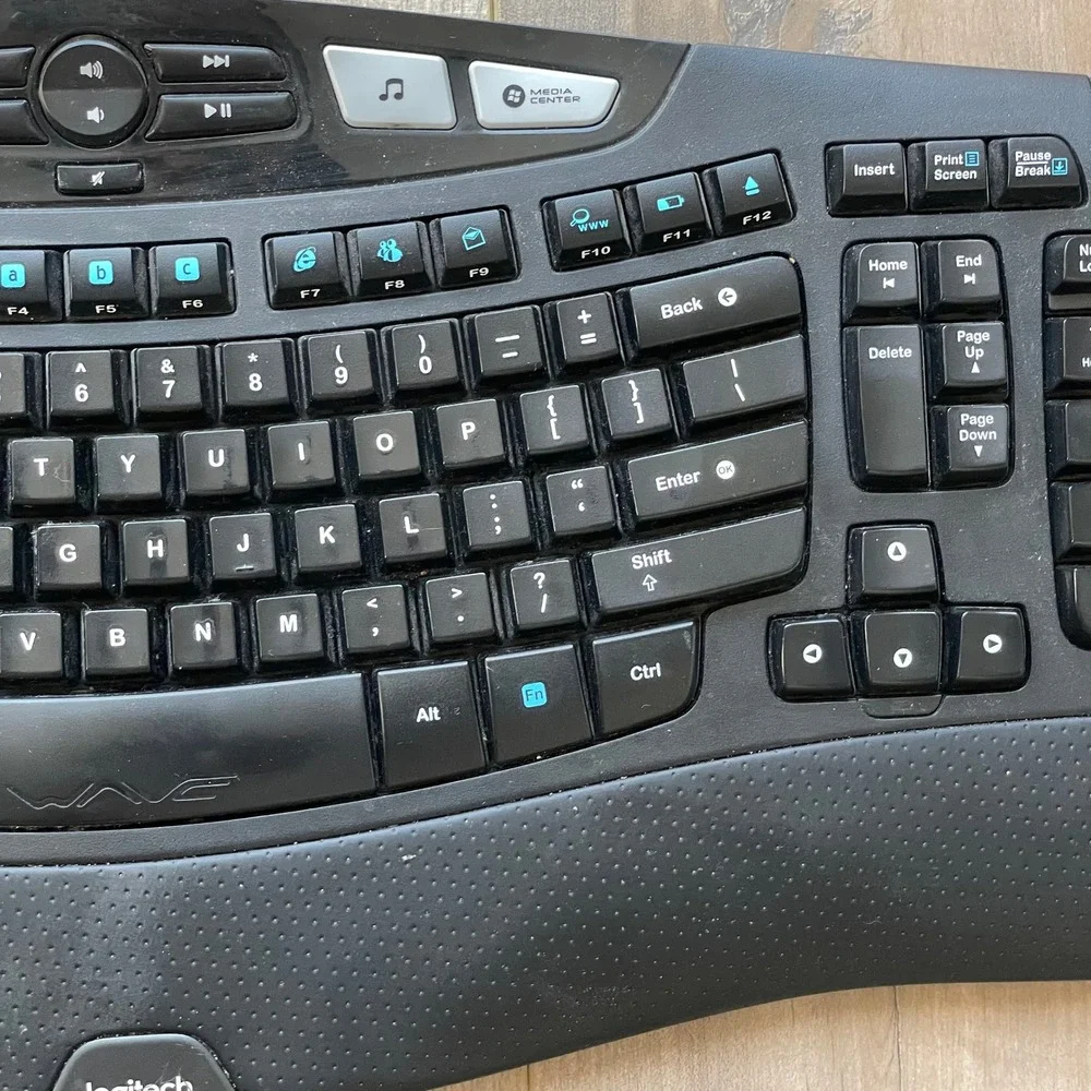 Logitech K350 Wireless WAVE Ergonomic Comfort Keyboard -‎ No USB Dongle *Tested*
